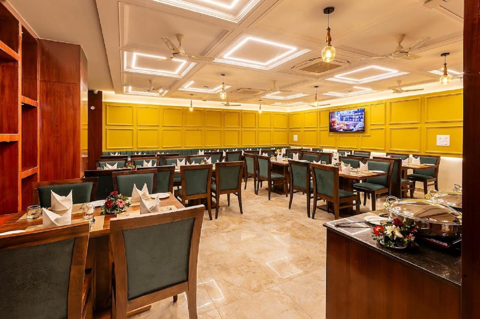 Five Elements Hotels Mertiya Residency Джодхпур Экстерьер фото